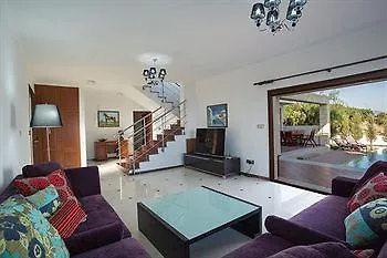 Koumasia Sunrise Villa